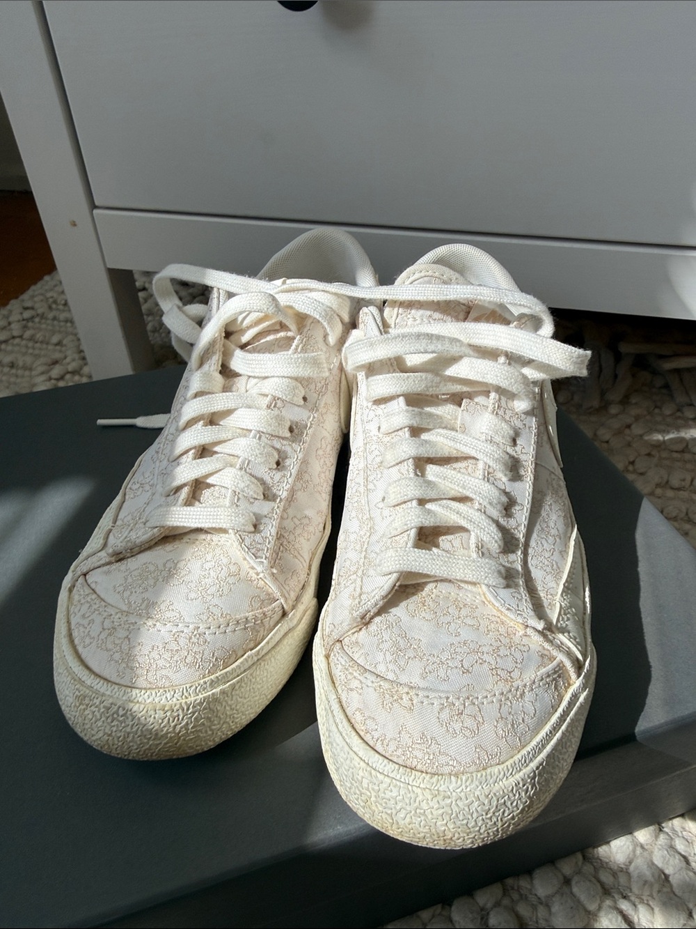 Nike Blazer Low ‘77 SE Cream Floral Embroidery Sneaker 8